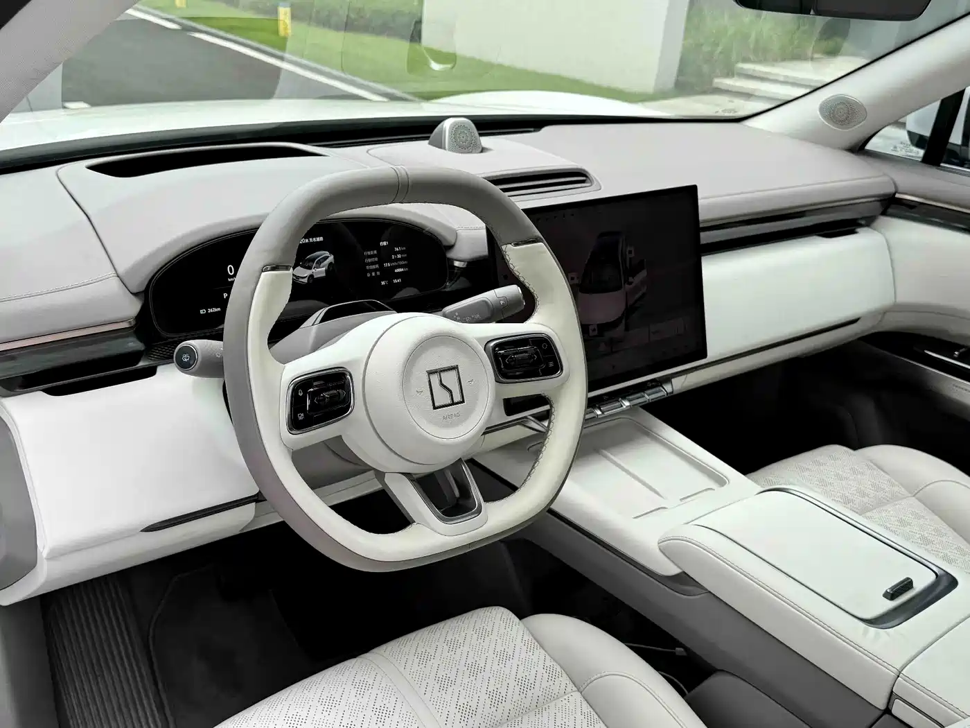 ZEEKR 7X 2025 2025 Model 75kWh RWD Smart Driving Edition