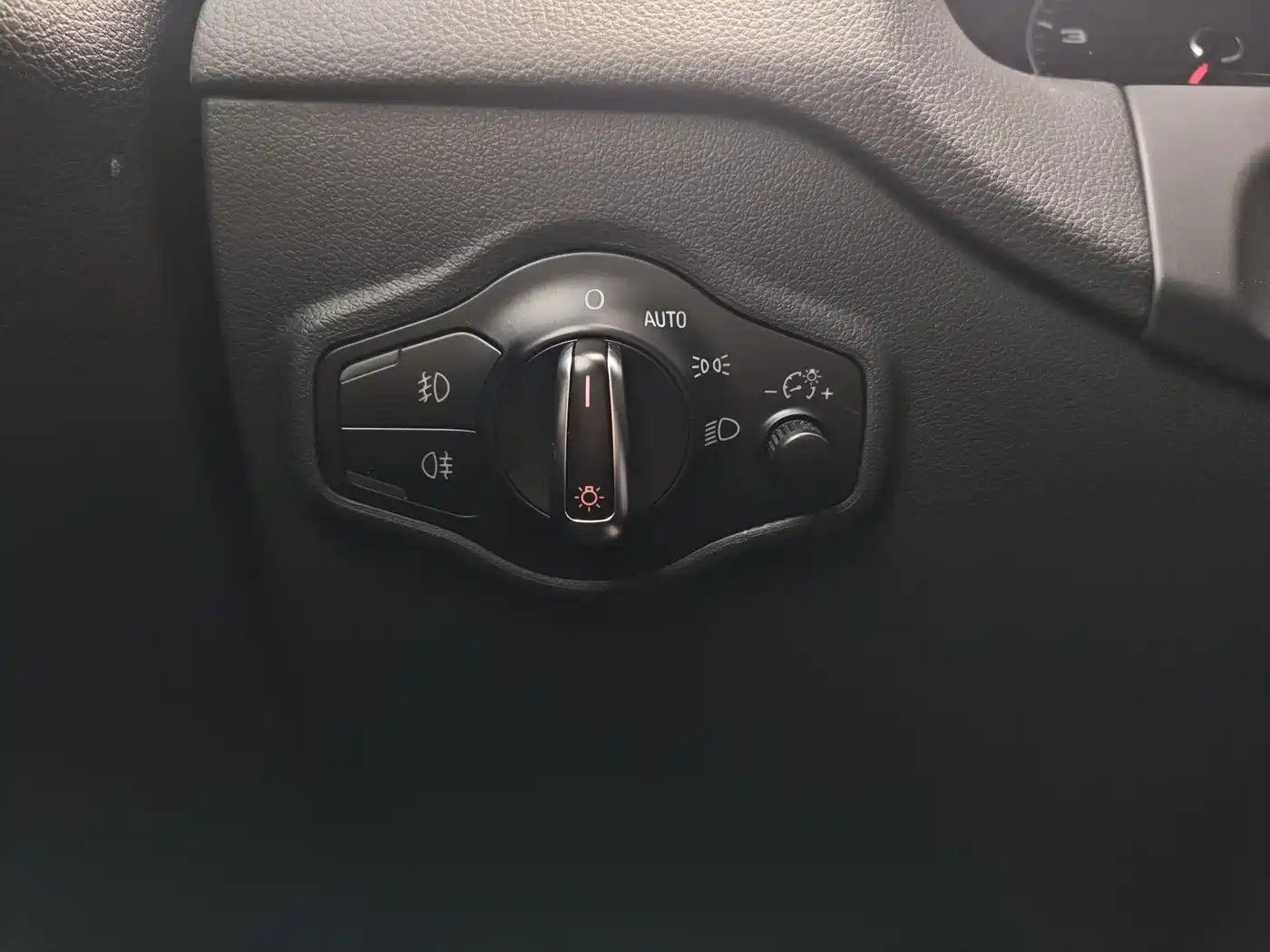 Audi Q5 2017 40 TFSI Technology фото 13