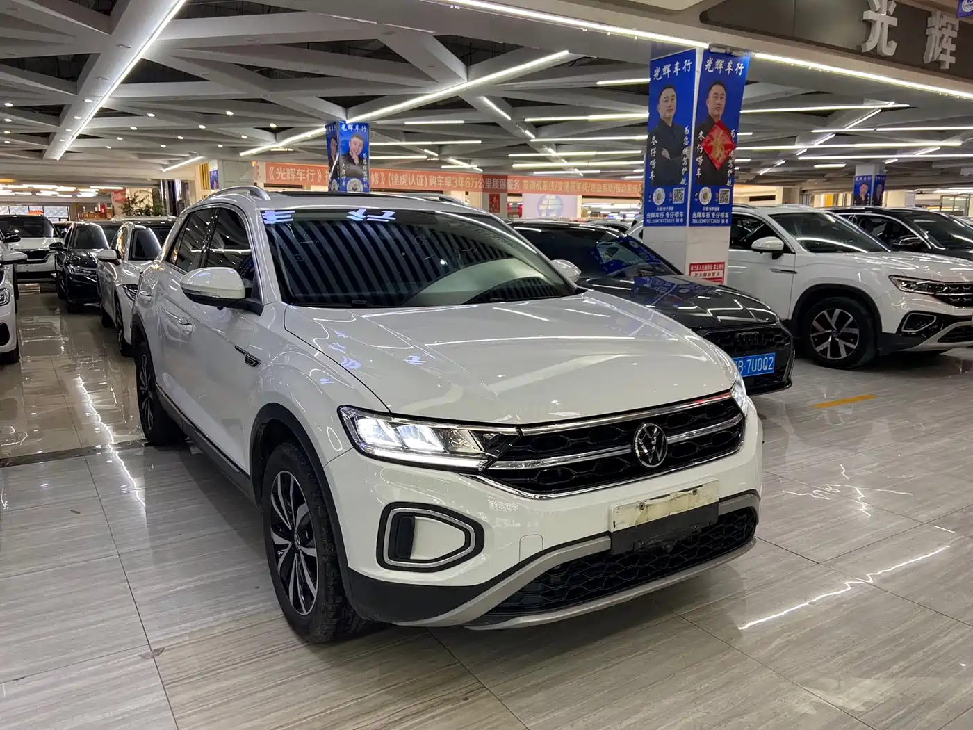Volkswagen T-ROC 2023 280TSI DSG 2WD Time Edition фото 3