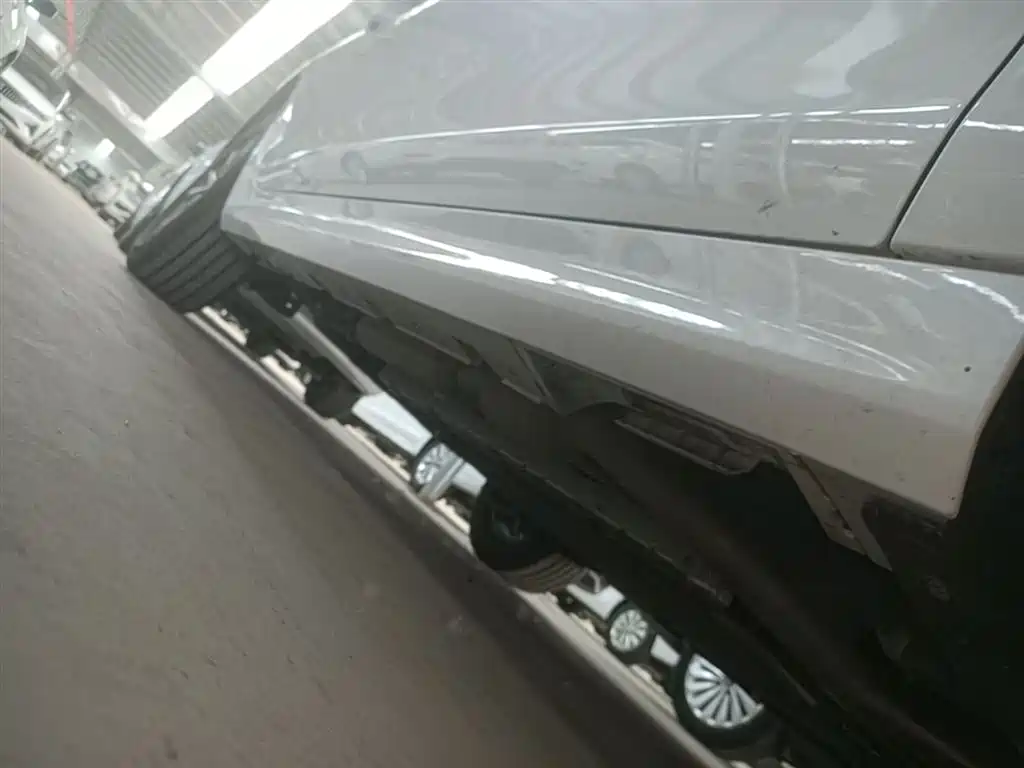 BYD Qin PLUS 2023 Champion Edition DM-i 55KM Leading фото 21