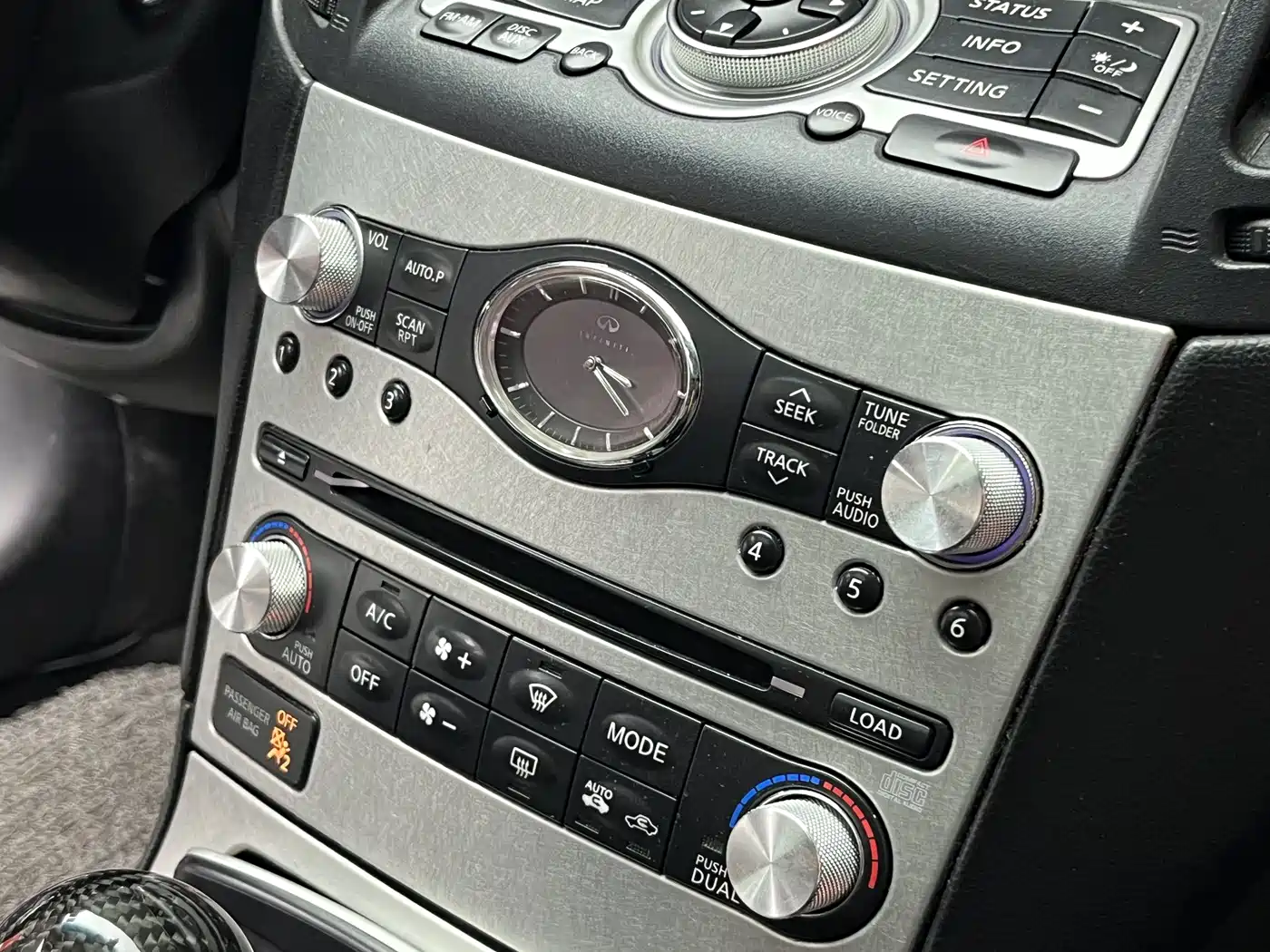 Фото 15 - Infiniti G Series