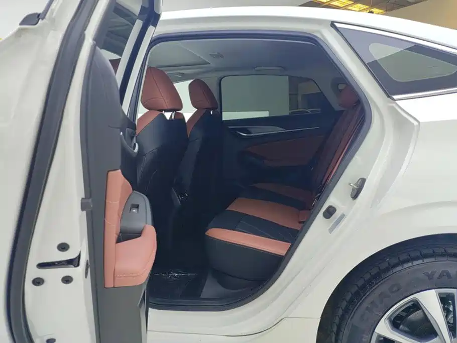 Changan Eado 2025 2024 PLUS Blue Whale NE 1.4T GDI DCT High Performance Edition