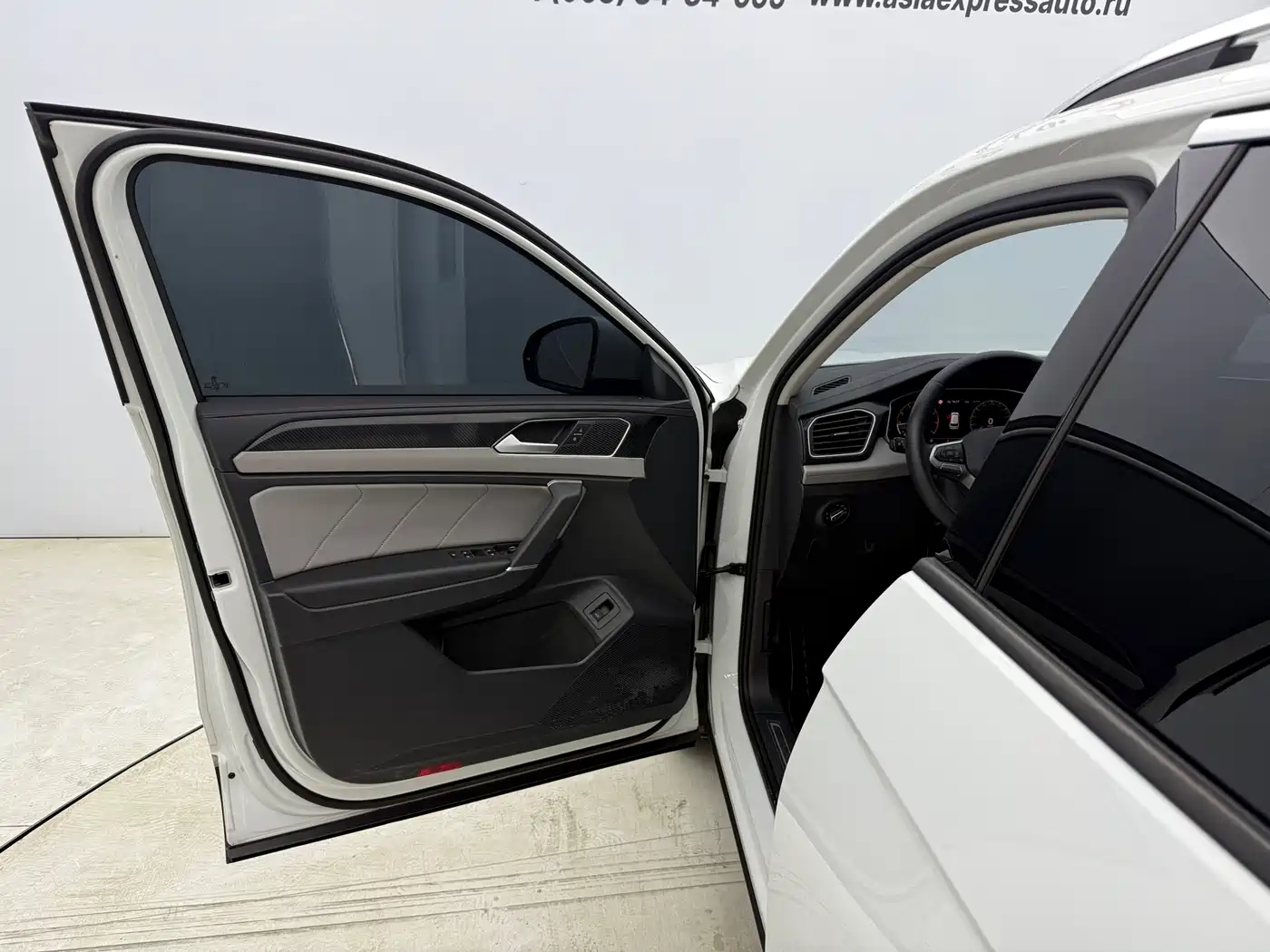 Volkswagen Tayron 2023 280TSI 2WD Luxury Plus Advanced Edition фото 8