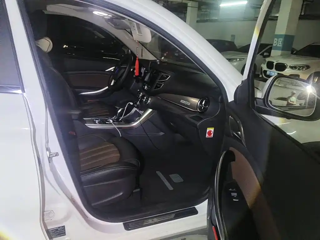 BYD Song New Energy 2018 2017 Song DM 1.5TID Full-time 4WD Luxury
