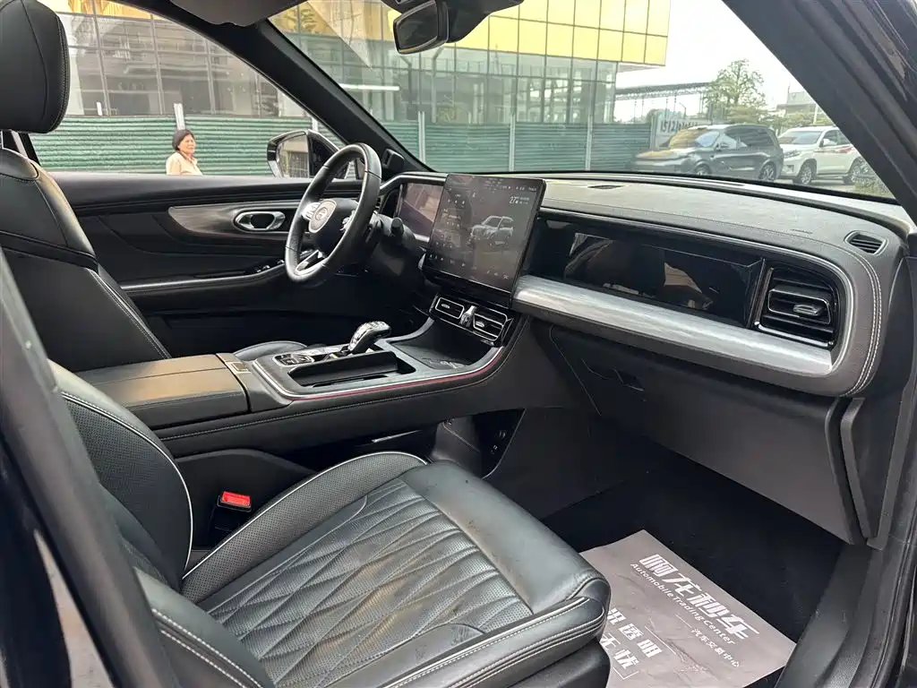GAC Trumpchi Trumpchi GS8 2022 Pilot Series 2.0TGDI 2WD Luxury Smart Connect Edition (7-Seater) фото 24