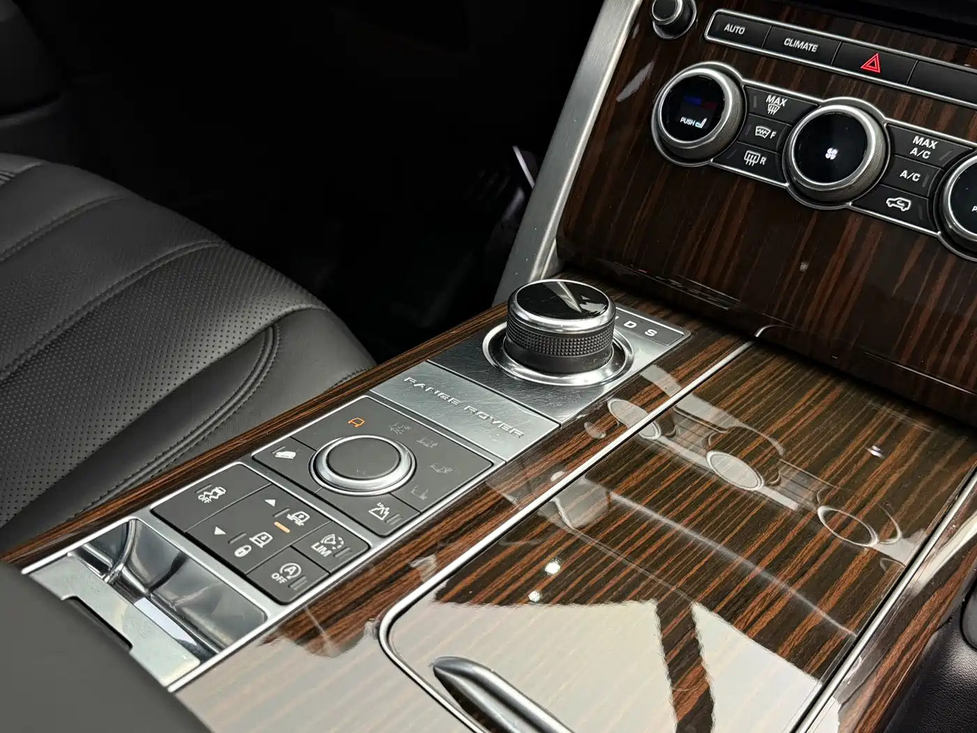 Land Rover Range Rover 2017 3.0 SC V6 Vogue фото 16