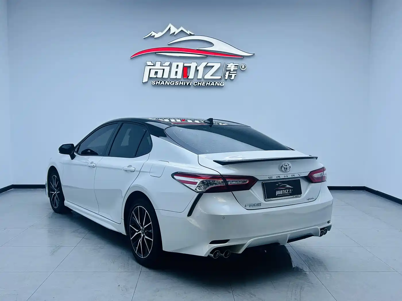 Toyota Camry 2021 2.0S Sporty Edition фото 8