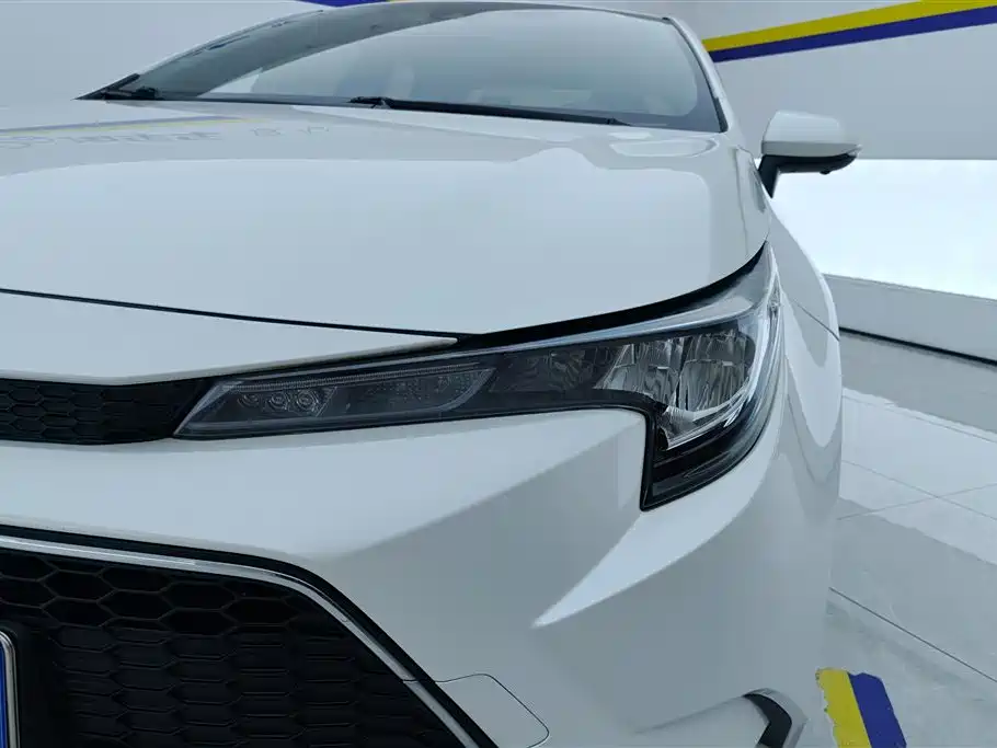 Toyota Levin 2019 Hybrid 1.8H E-CVT Luxury Edition China VI фото 5