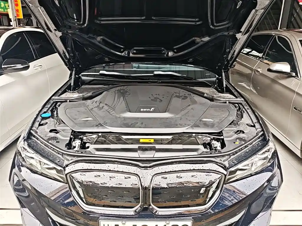 BMW i3 2024 eDrive 35 L фото 20