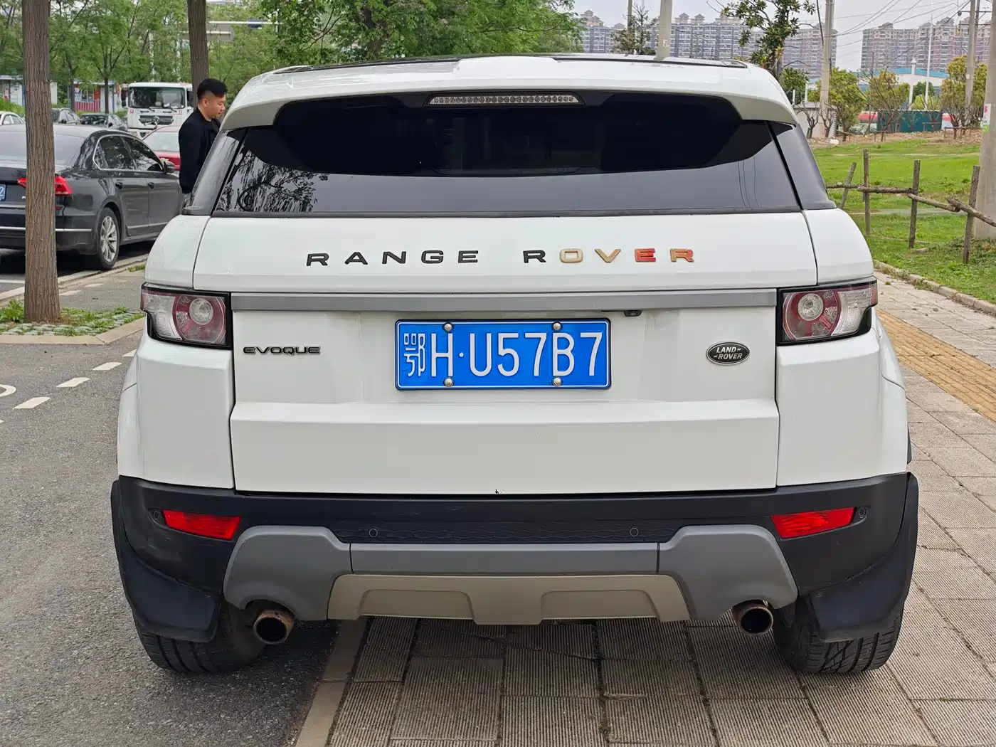 Land Rover Range Rover Evoque (Import) 2014 2.0T 5-door Brilliance Premium фото 8