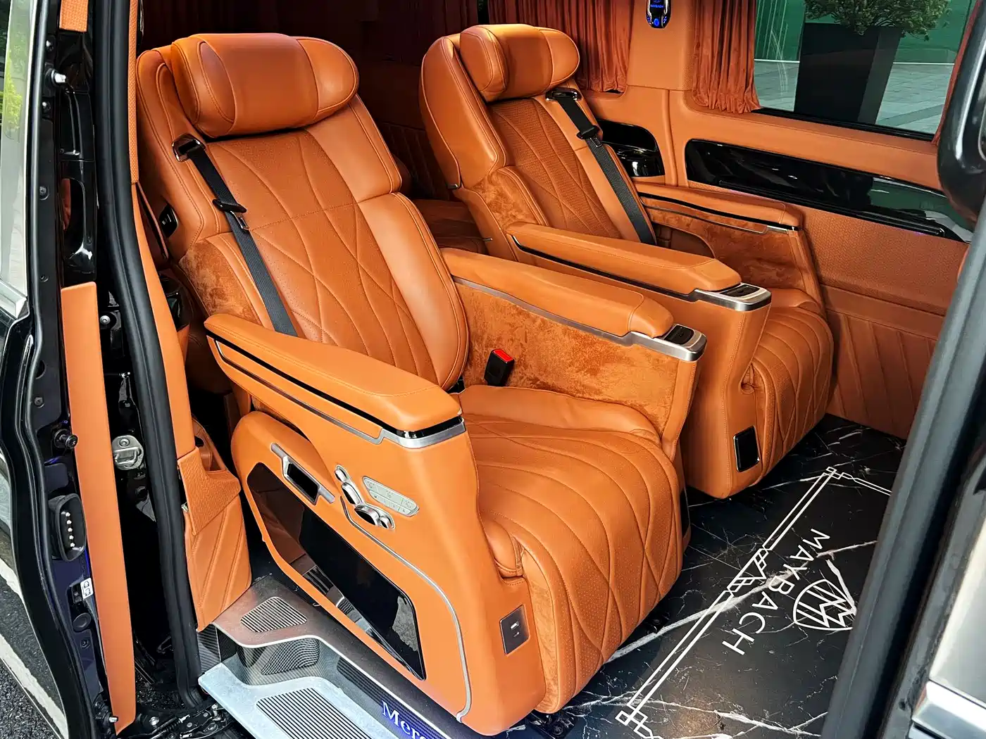 Mercedes-Benz Vito 2021 2.0T Elite 7-Seater фото 14