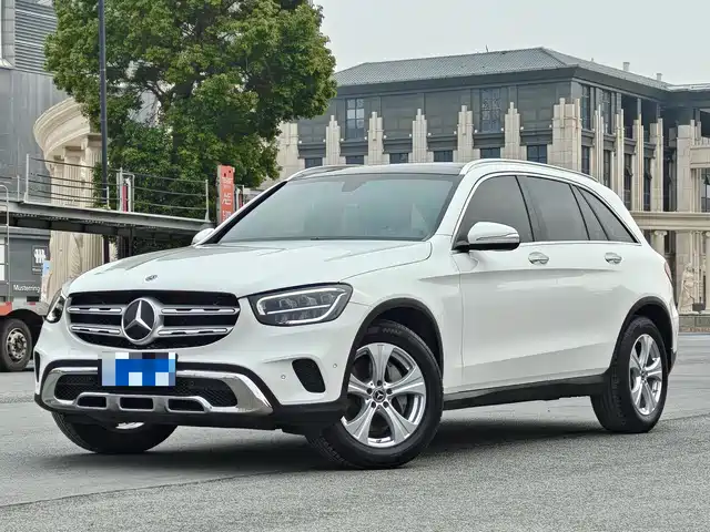 MERCEDES-BENZ GLC