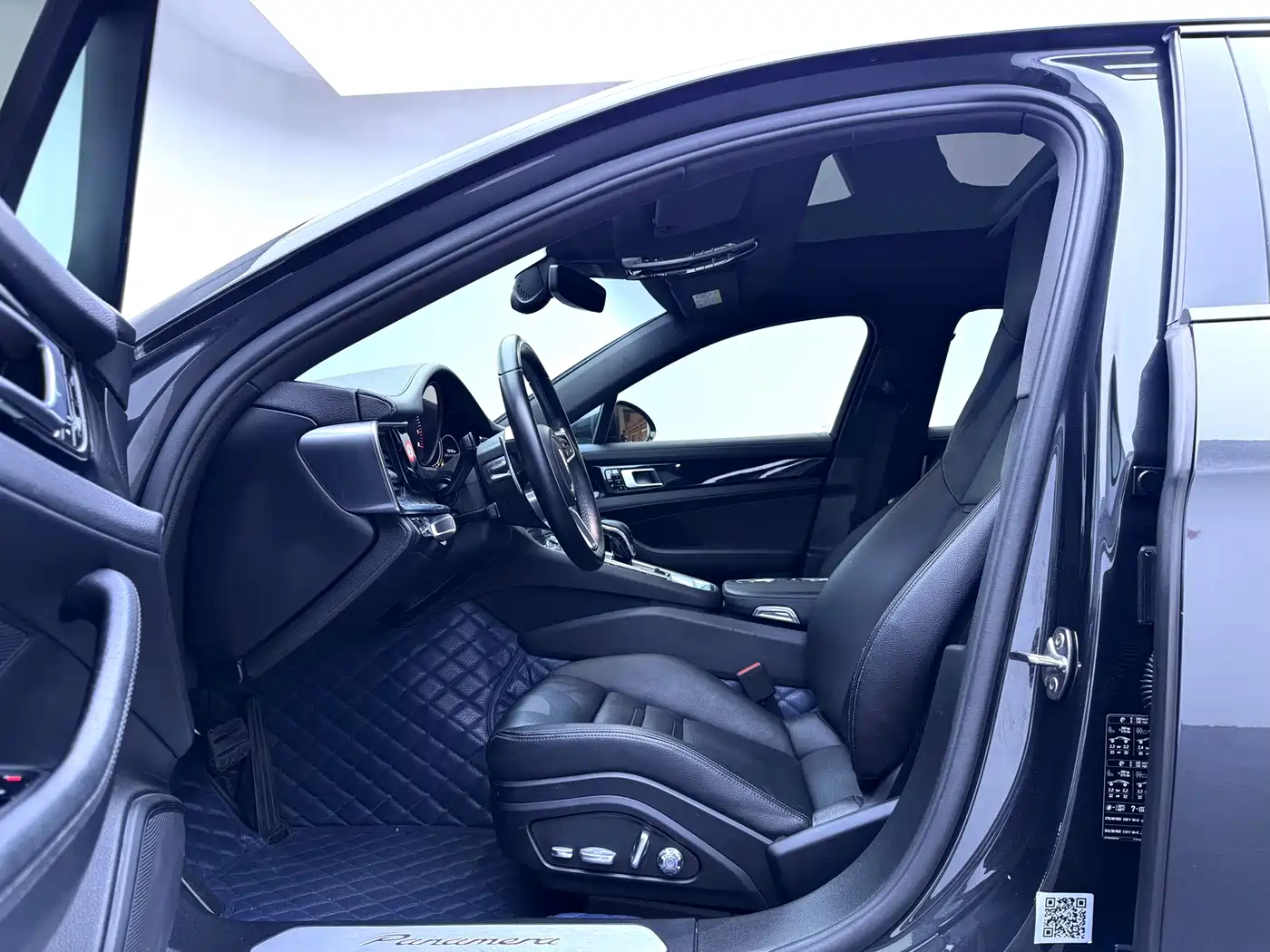 Porsche Panamera 2017 Panamera 3.0T фото 13