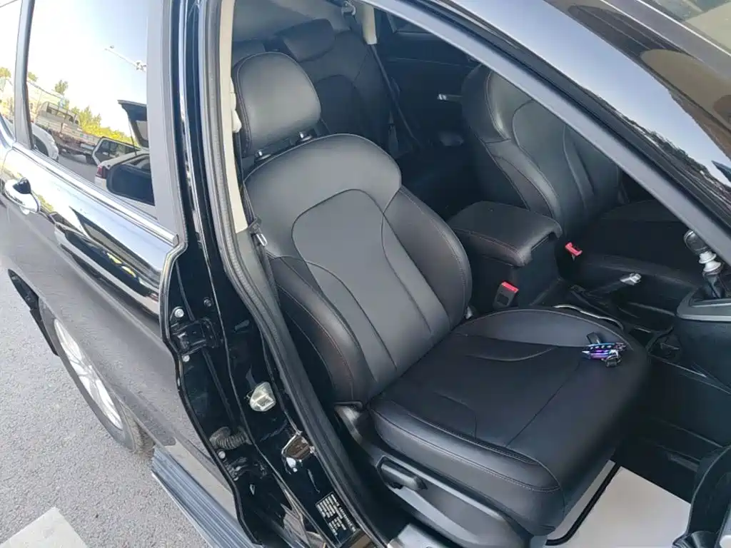 Фото 25 - Haval M6