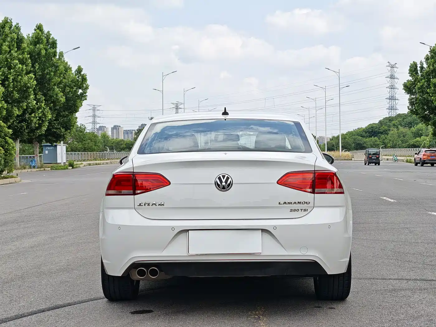 Volkswagen Lamando 2018 280TSI DSG Comfort Edition фото 6