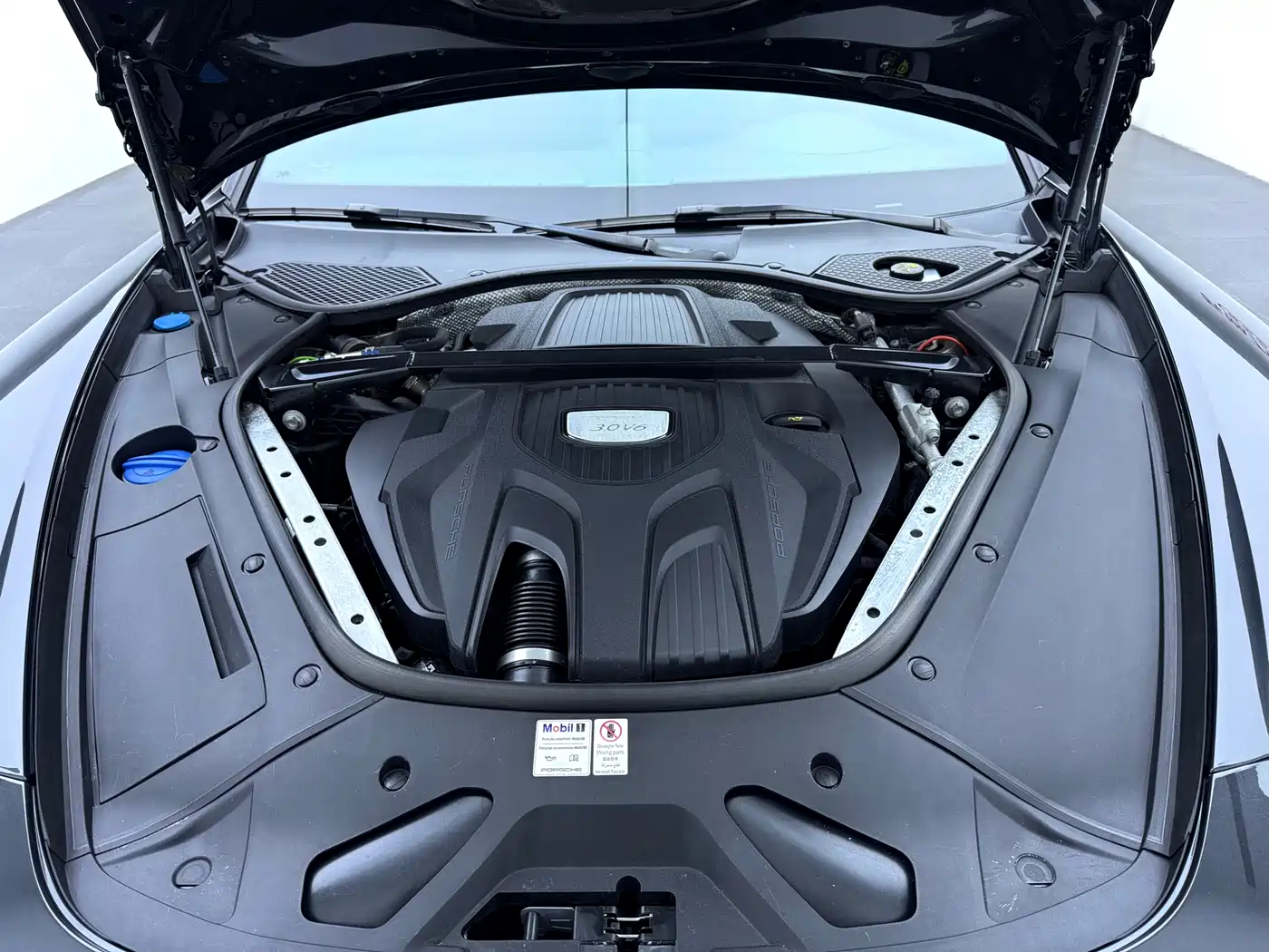 Porsche Panamera 2017 Panamera 3.0T фото 16