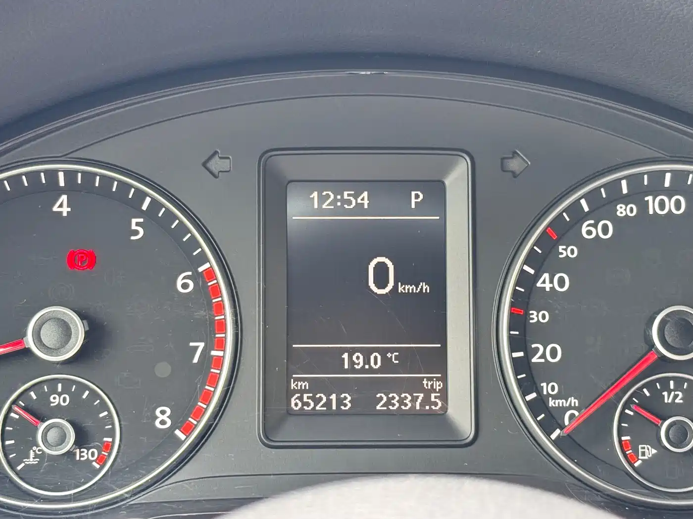 Volkswagen Scirocco 2011 2.0TSI R-Line фото 2
