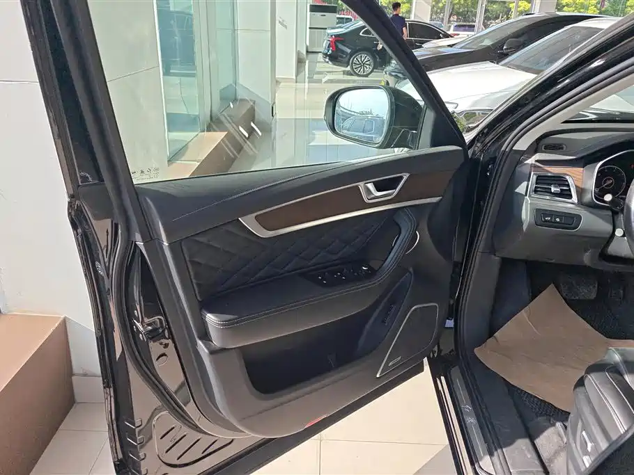 Hongqi HS7 2022 3.0T Automatic 4WD ZhiLian QiChang Edition 5-seater фото 7