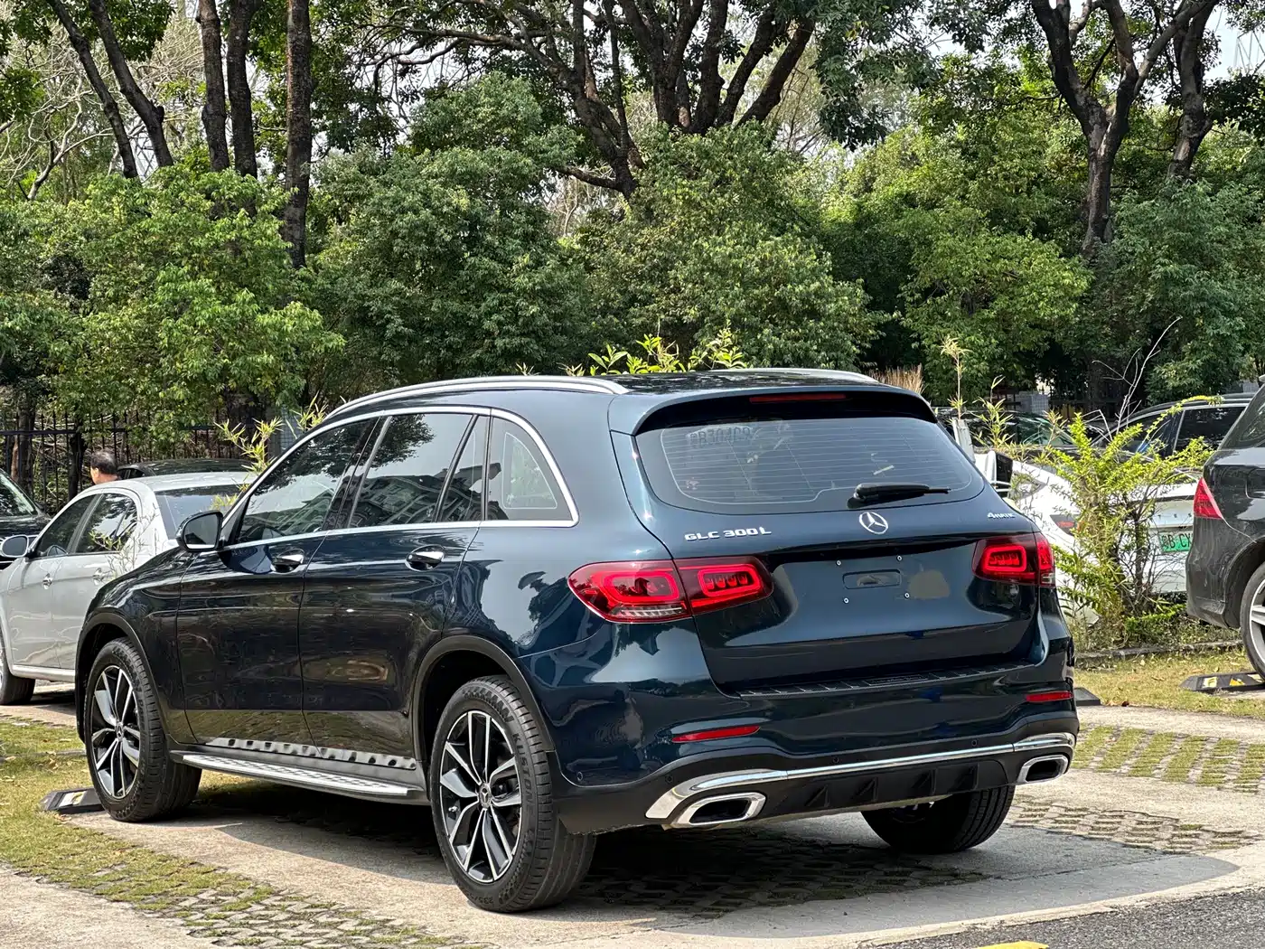 Mercedes-Benz GLC 2021 GLC 300 L 4MATIC Sporty фото 13