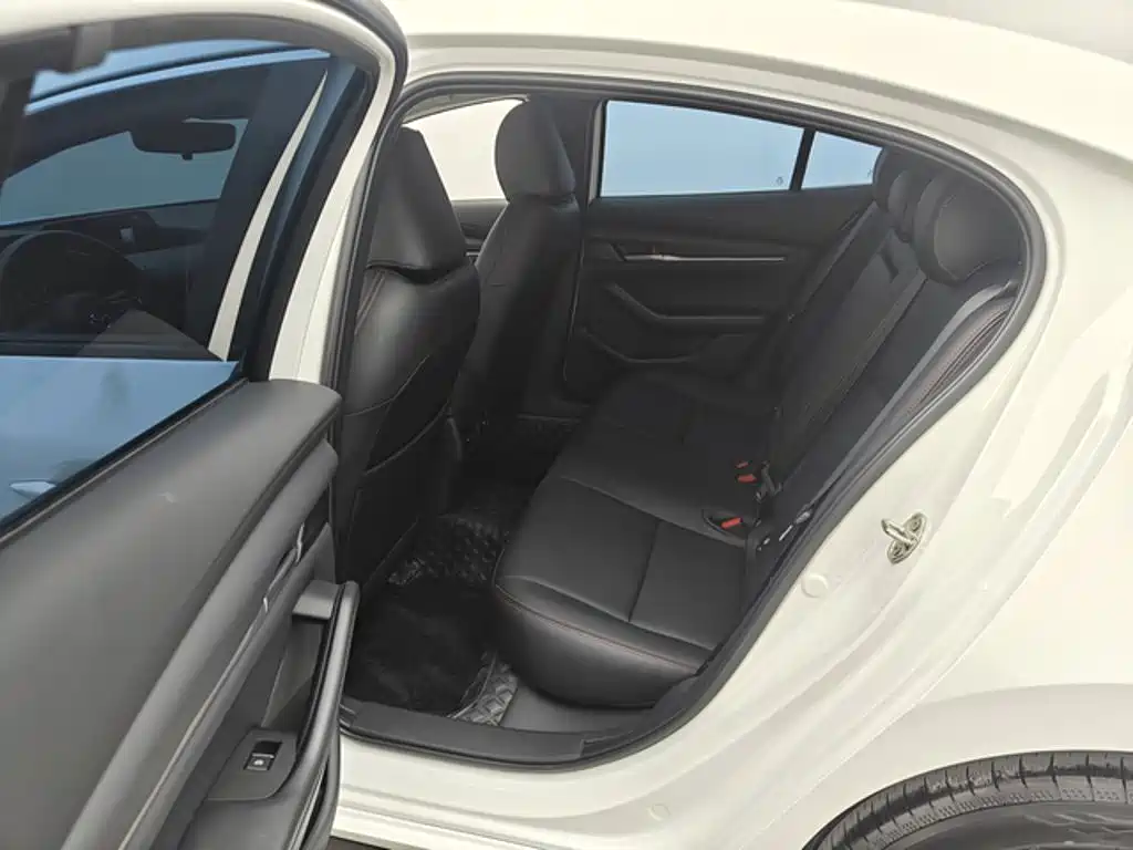 Mazda Mazda 3 2024 2023 2.0L Auto Zhiqing