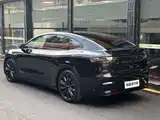 صورة 4 - Zhijie Luxeed R7