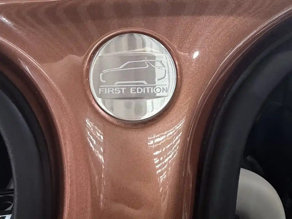 Land Rover Discovery 2017 3.0 SC V6 Launch Limited Edition фото 4