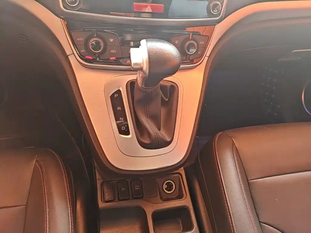 Фото 14 - Haval M6