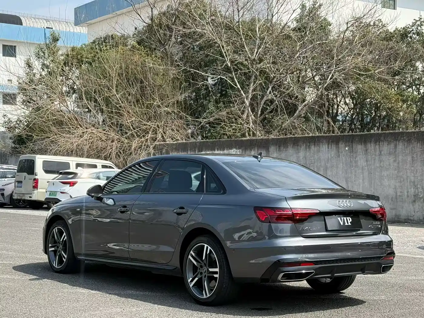 AUDI A4L