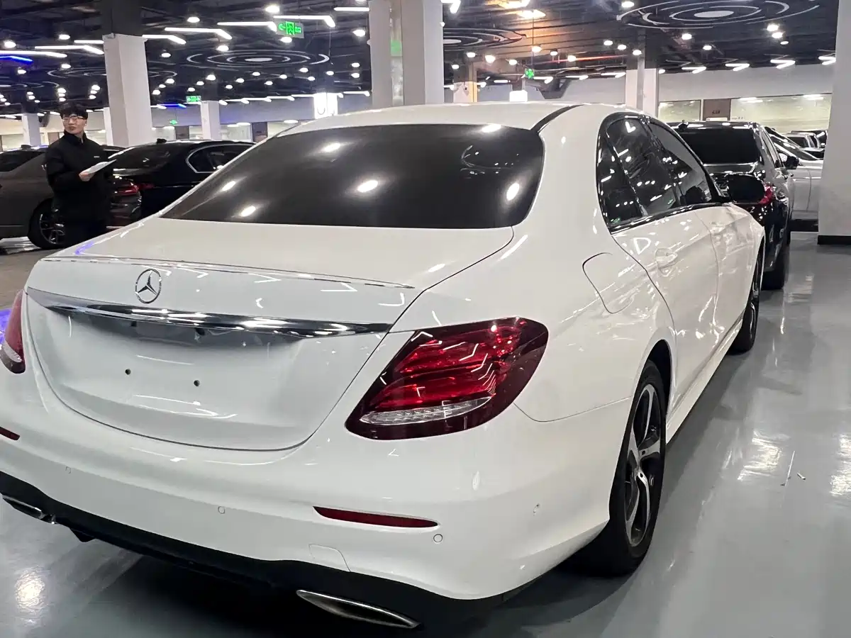 Mercedes-Benz E-Class 2018 E 200 Sport фото 4