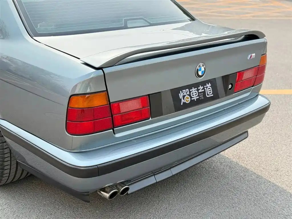 BMW 5 Series (Import) фото 19