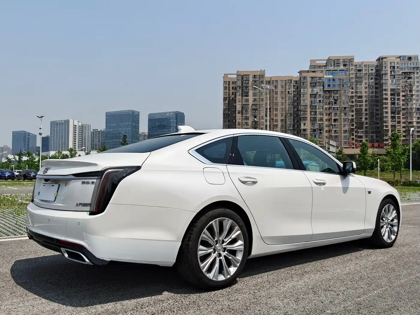 CADILLAC CT6