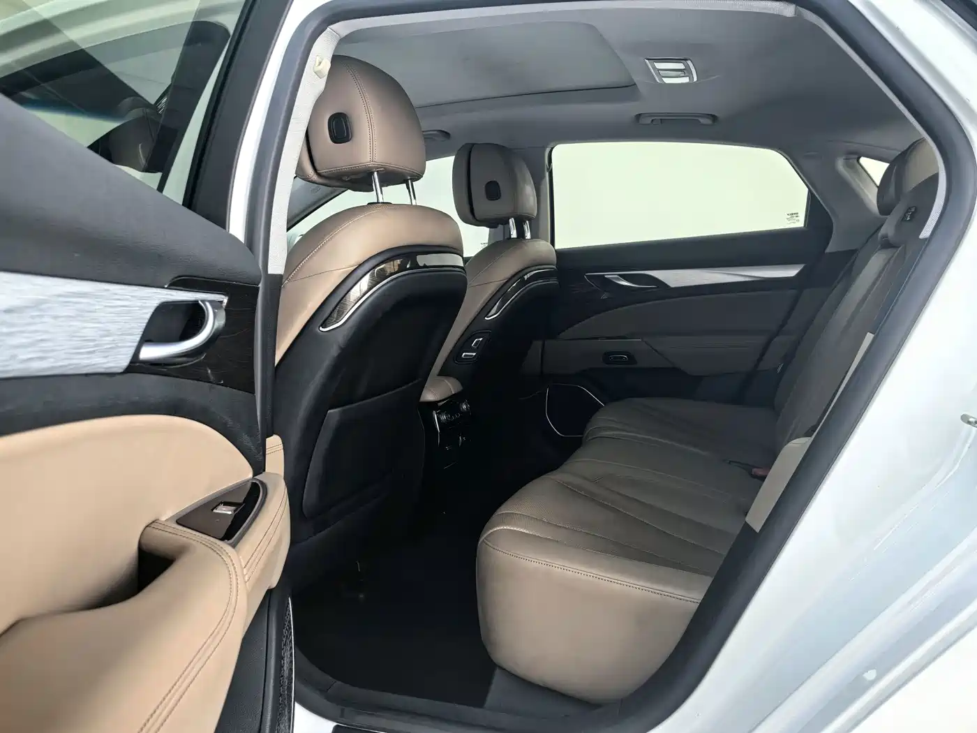 Geely Borui 2018 2018 1.5T MHEV Brilliant Edition