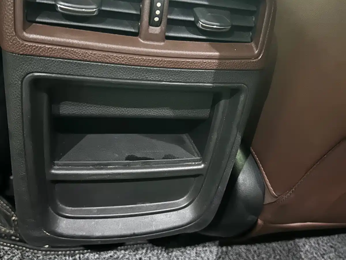 Photo 18 - Buick Envision Plus