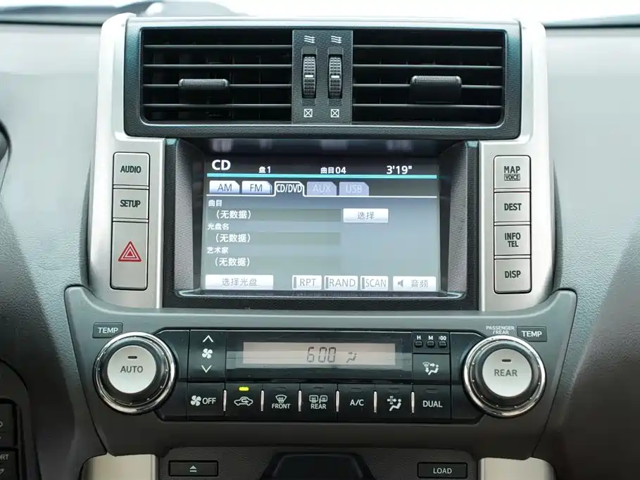 Toyota Prado 2010 4.0L Automatic VX NAVI фото 18
