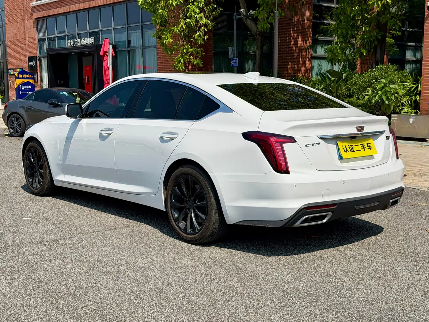 CADILLAC CT5