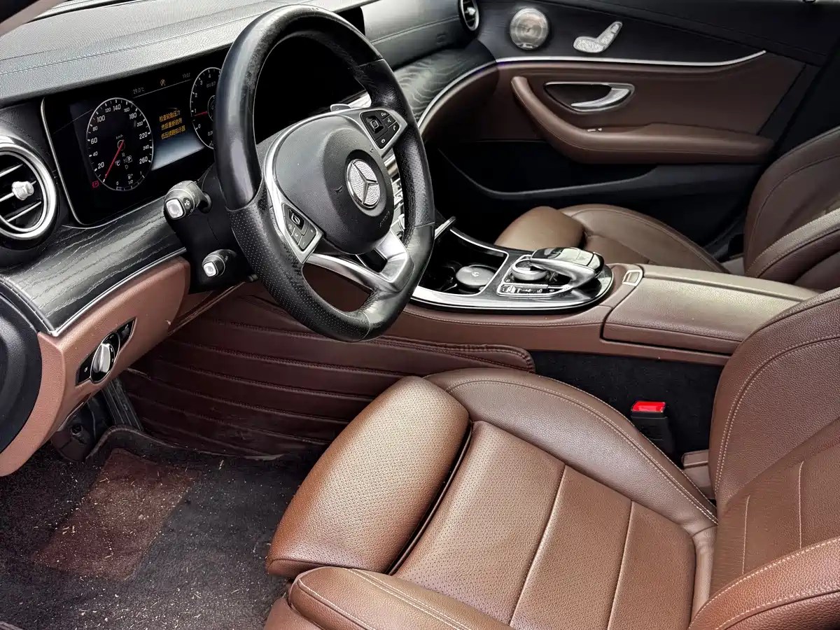 Mercedes-Benz E-Class 2016 E 200 L Sport Type фото 4