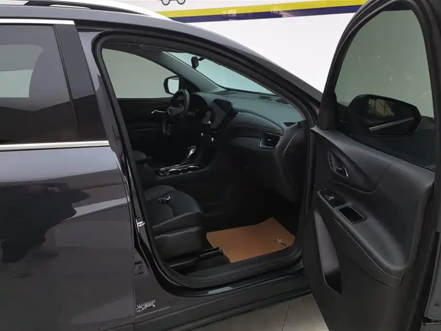 CHEVROLET EXPLORER