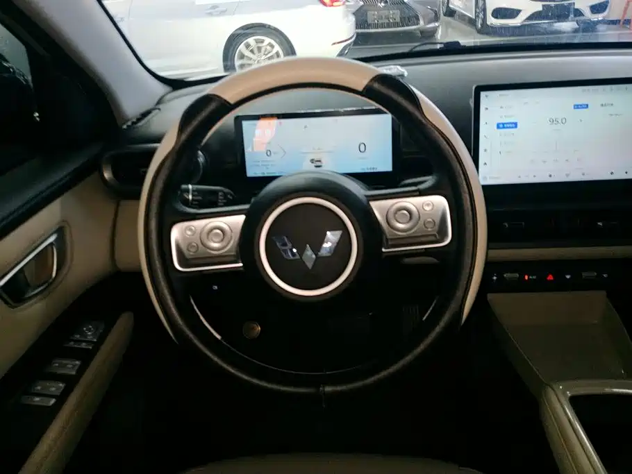 Wuling Motors Wuling Binguo PLUS 2025 2024 401km Range 5-seater