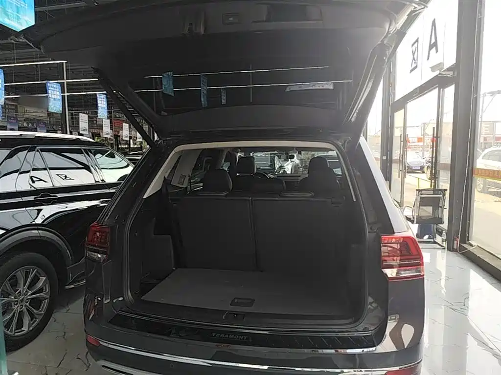 Volkswagen Teramont 2017 330TSI 2WD Luxury фото 19