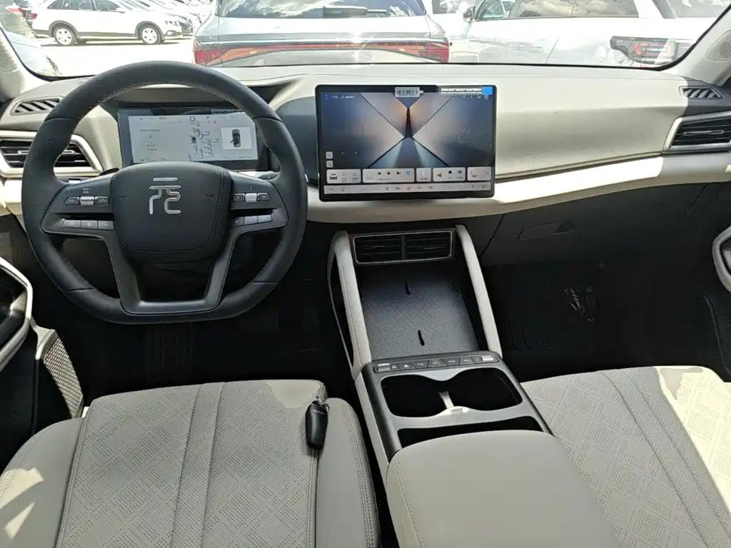 BYD Yuan UP 2026 2025 Smart Drive Edition 401KM Vitality Version