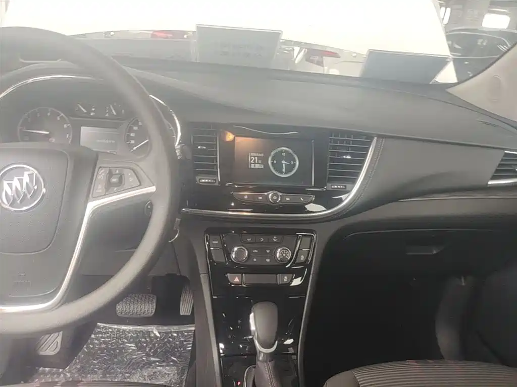 Buick Encore 2018 18T Automatic 2WD Urban Leading фото 13
