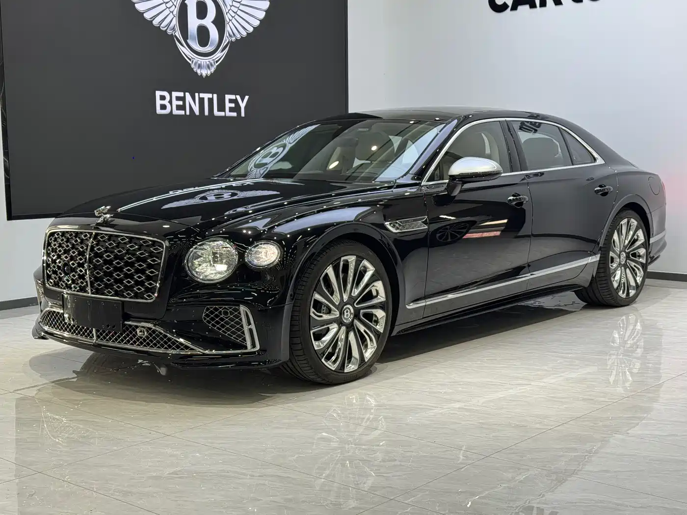 Bentley Flying Spur Plug-in Hybrid 2025 2025 Model Year 4.0T V8 Mulliner