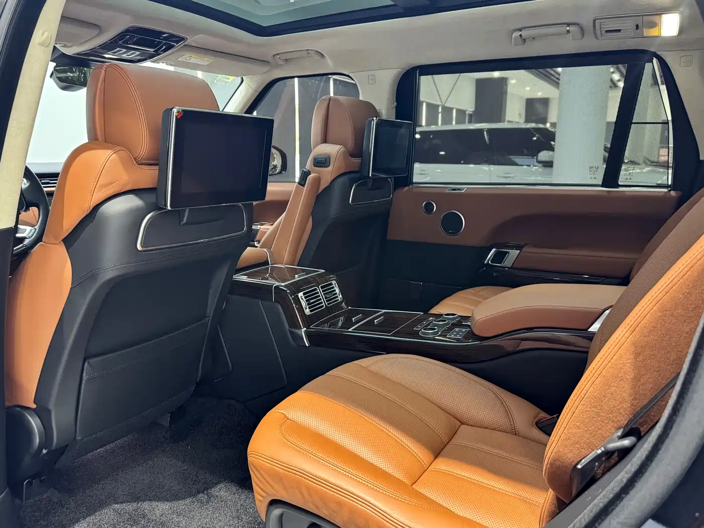 Land Rover Range Rover 2017 5.0 SC V8 AB Ultimate Autobiography LWB фото 17