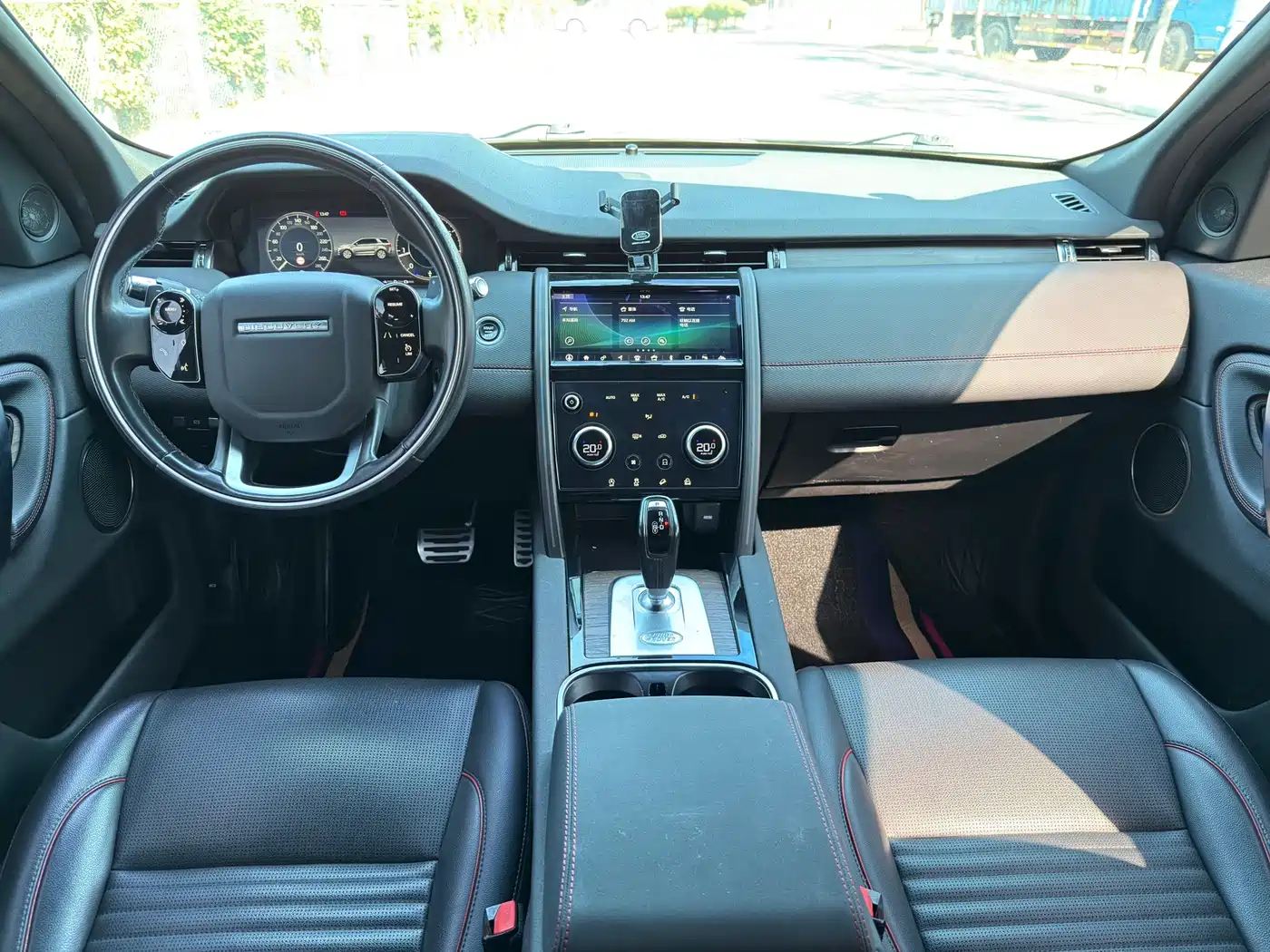 Land Rover Discovery Sport 2021 249PS R-Dynamic S Performance Edition фото 12