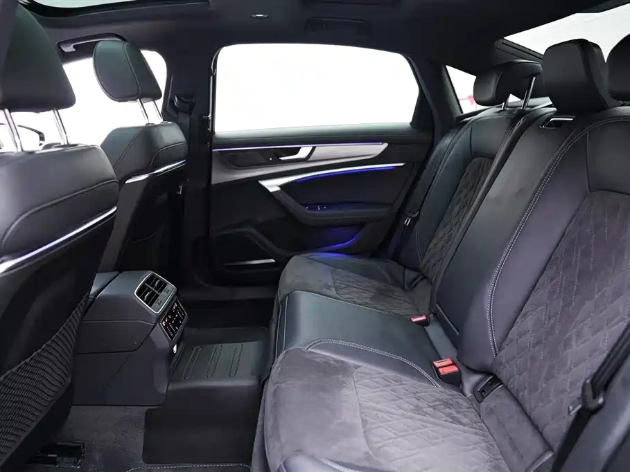 Audi A6L 2022 55 TFSI quattro Premium Dynamic фото 15