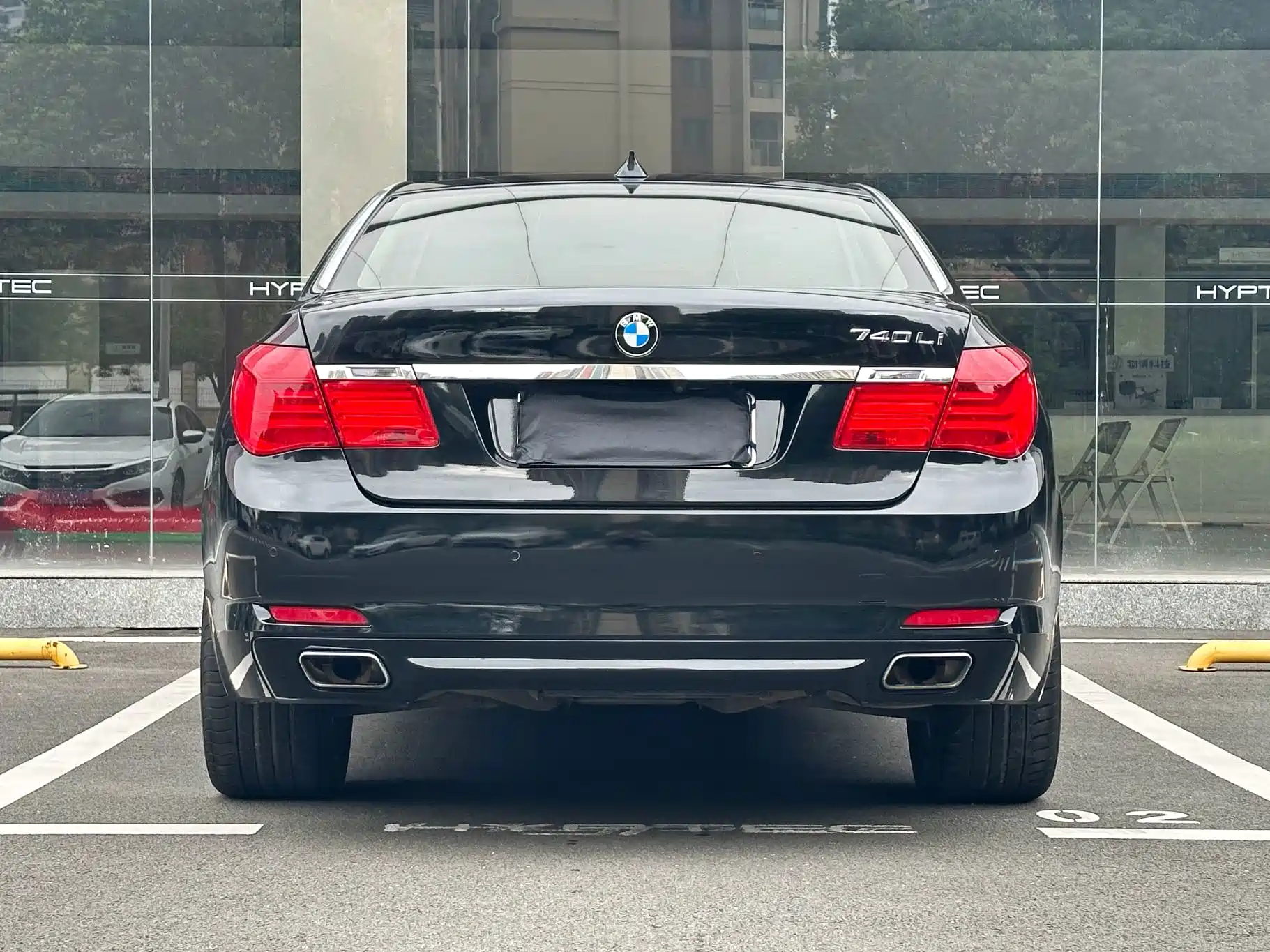 Фото 4 - BMW 7 Series