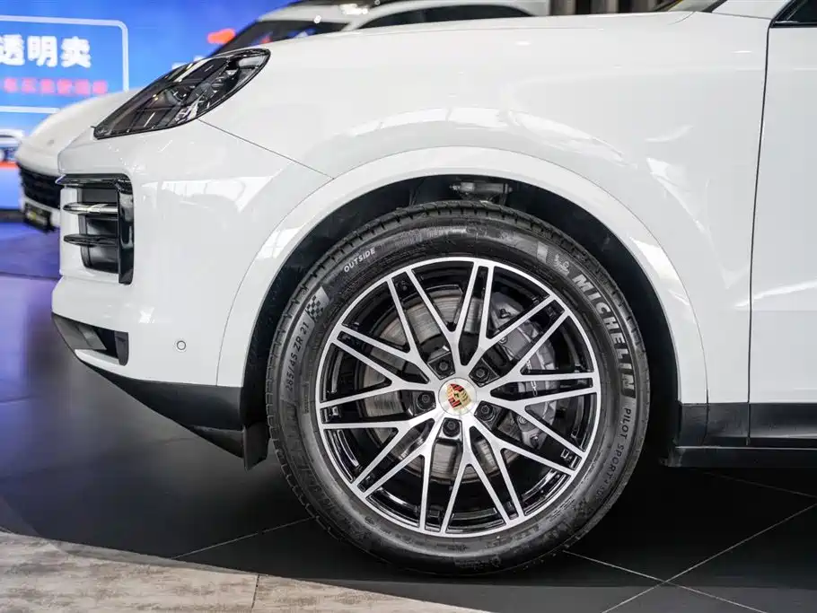 Porsche Cayenne 2024 Cayenne 3.0T фото 9