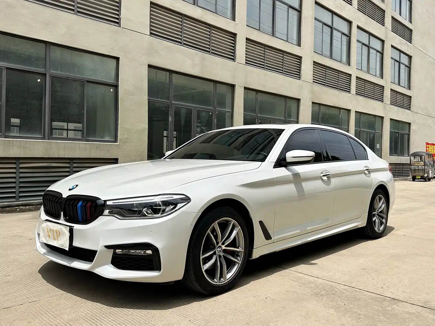 BMW 5 Series 2018 525Li M Sport Package