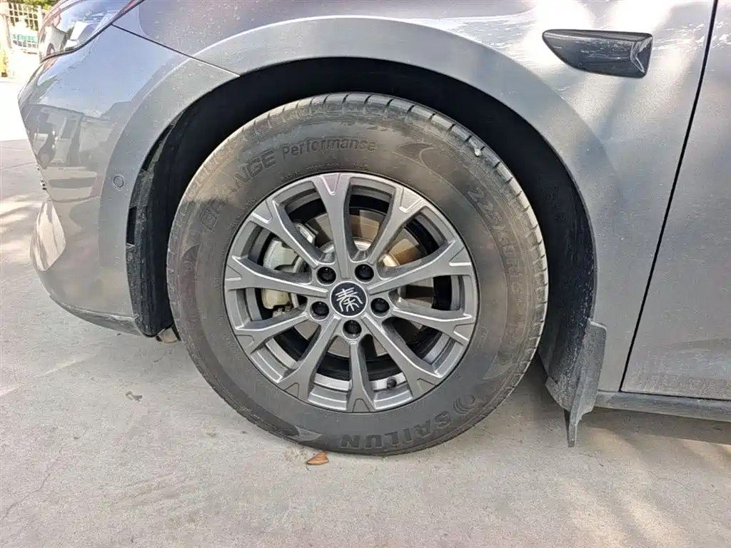 BYD Qin L 2025 DM-i Smart Drive Edition 80KM Leading фото 23