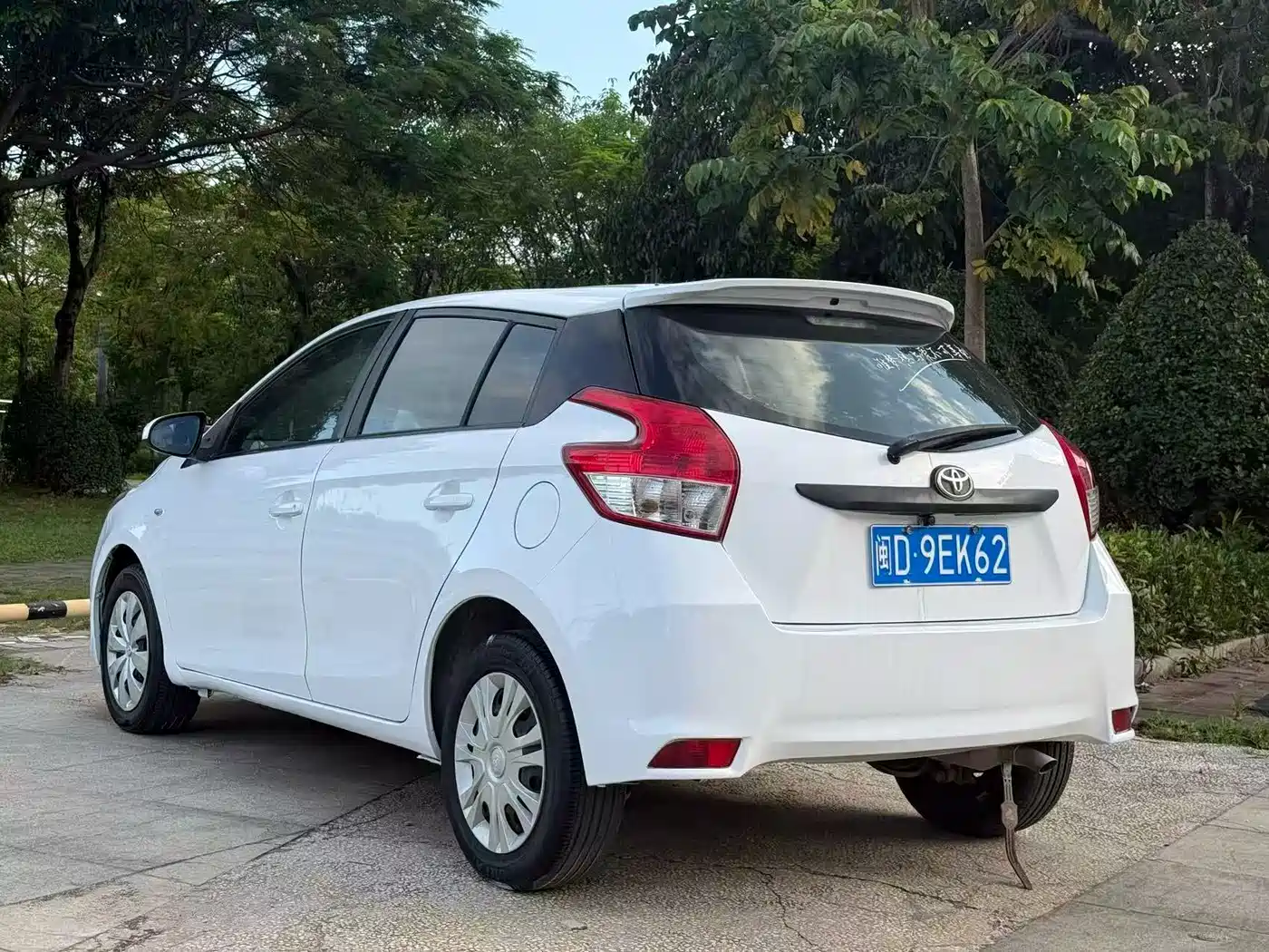 Toyota YARiS L Zhi Xuan 2014 1.3E Automatic Charming Edition фото 9